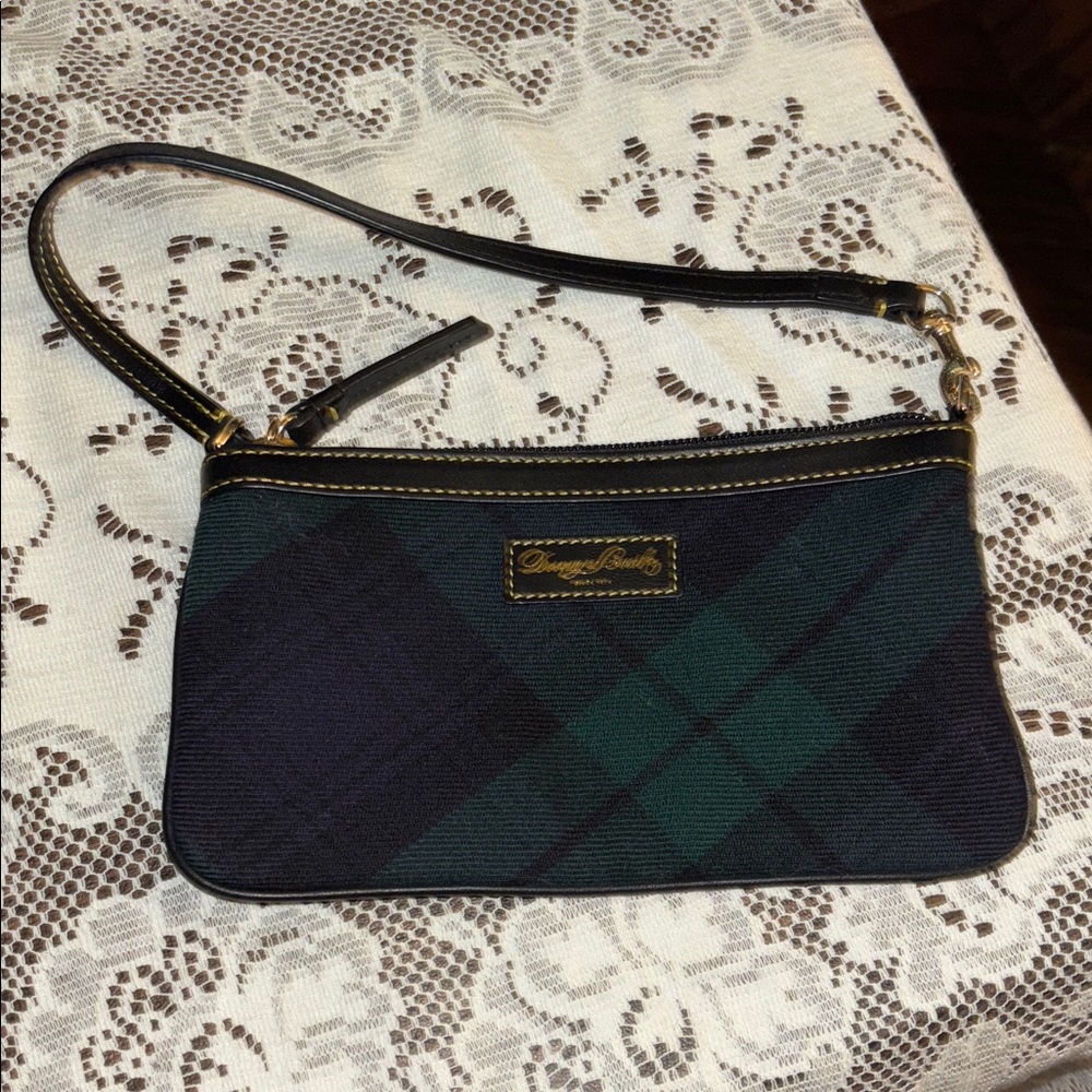 Dooney & Bourke Tartan Navy & Green Plaid Wristlet/Pouchette black leather trim